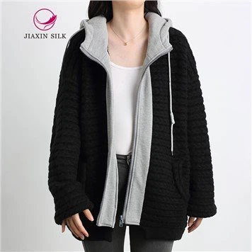 Черная вязаная куртка с капюшоном Knitting Joint